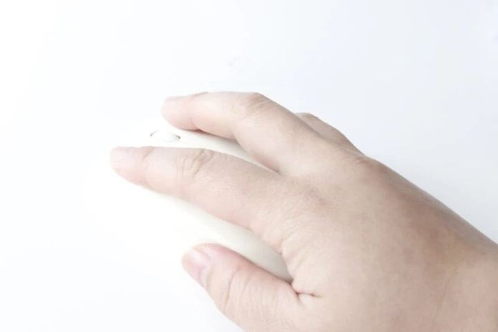 ダイソー 電池残量がわかる無線マウス（3ボタン） 使用例
