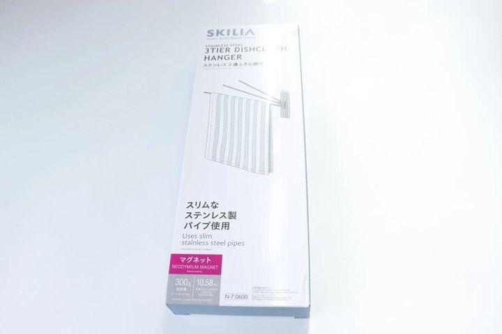 ダイソーのステンレス3連ふきん掛け（ネオジムマグネット）のパッケージ