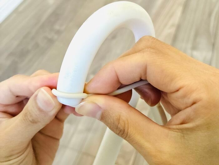 「なんで今までなかったの！？」【セリア】110円で傘のイライラ解消♡倒れない・落ちない便利グッズ