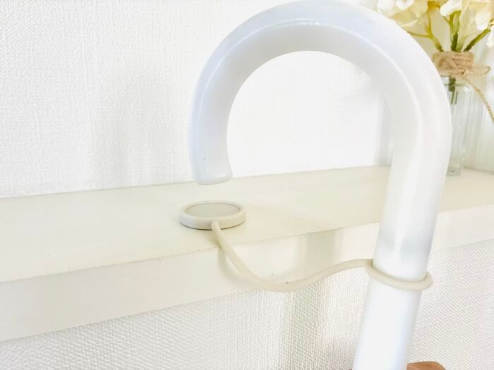 「なんで今までなかったの！？」【セリア】110円で傘のイライラ解消♡倒れない・落ちない便利グッズ