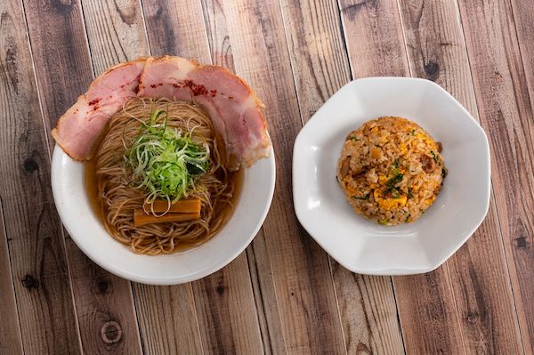 【東京都千代田区】中華そばと焼飯を一緒に食べる満足感を届ける「焼飯と麺」が東京・神田へ進出