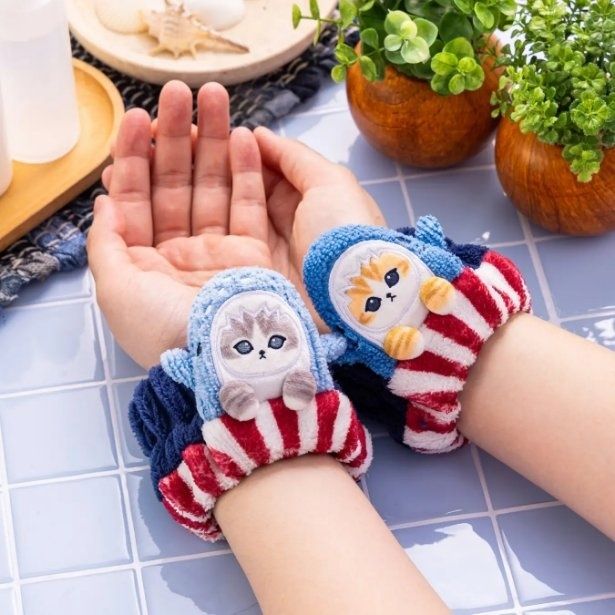 「洗顔リストバンド」(2640円)