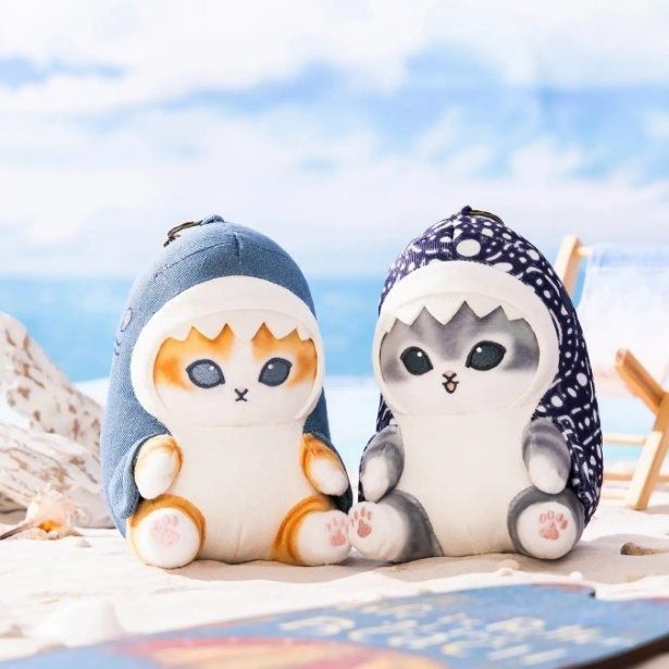 「デニムサメにゃんマスコット 2種」(各2530円)