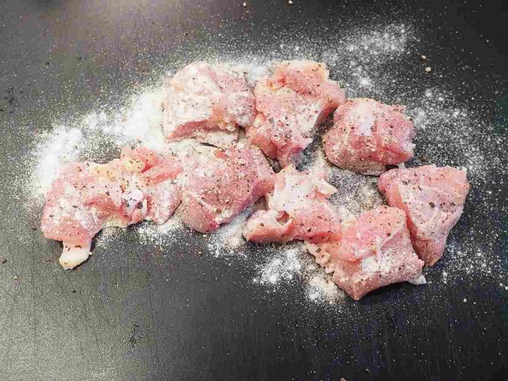 鶏もも肉の塩だれスタミナ丼