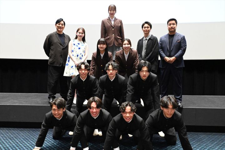 映画『NEW GROUP』公開記念舞台あいさつより （C）2026映画「NEW GROUP」製作委員会 width=