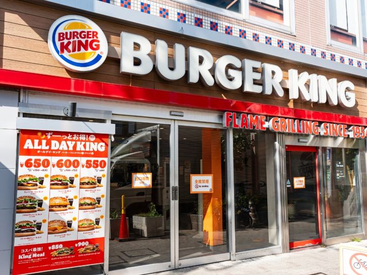 バーガーキング公式Xは6月15日に投稿を更新。完売が相次いだ「ワンパウンダーチャレンジ2026」第2弾の追加枠販売を告知し、話題になっています。（サムネイル画像出典：バーガーキングさん公式Xより）