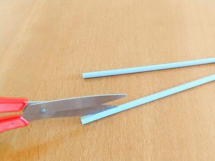 余った『ストロー』の使い道アイデア3選。まさかの旅行先でも活躍！？
