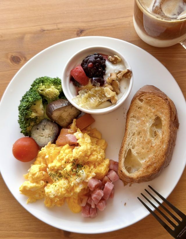 洋食の朝食