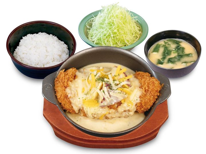 「シュクメルリロースかつ定食」
