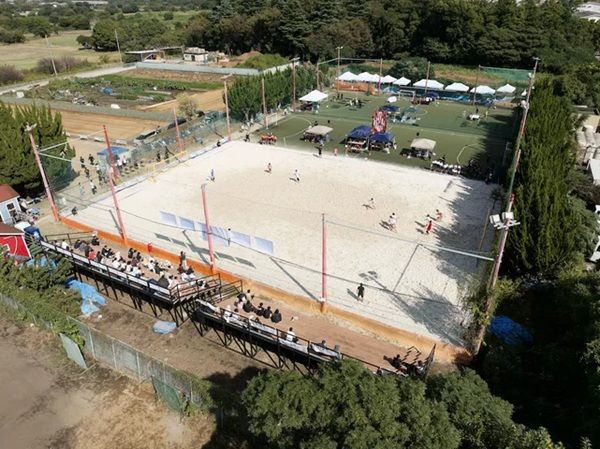 【神奈川県横浜市】「レーヴェ横浜」がホームゲームで勝利！ビーチサッカークリニックなどイベントも実施