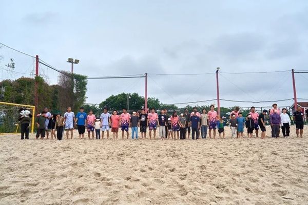 【神奈川県横浜市】「レーヴェ横浜」がホームゲームで勝利！ビーチサッカークリニックなどイベントも実施