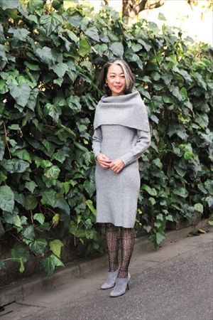  グレイヘア実例① 部分的な白髪を顔周りに配置し華やかさをプラス
