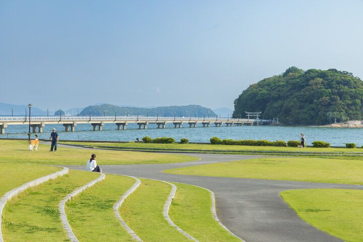 おまいり、ホテルランチ、手織り体験♪さわやかな海辺で多彩な魅力に出会える「愛知・蒲郡さんぽ」