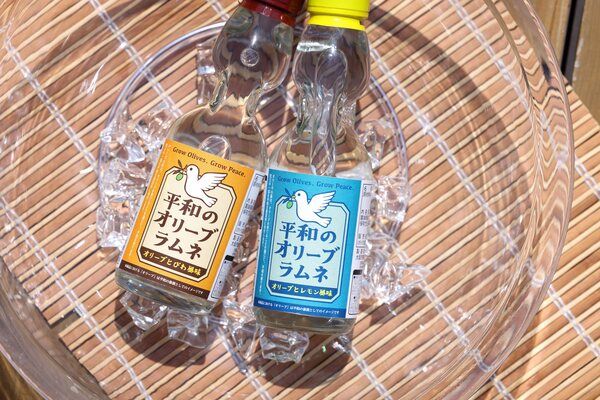 【香川県小豆島・広島県・長崎県】平和の象徴・小豆島のオリーブの価値観を伝える「平和のオリーブラムネ」発売！