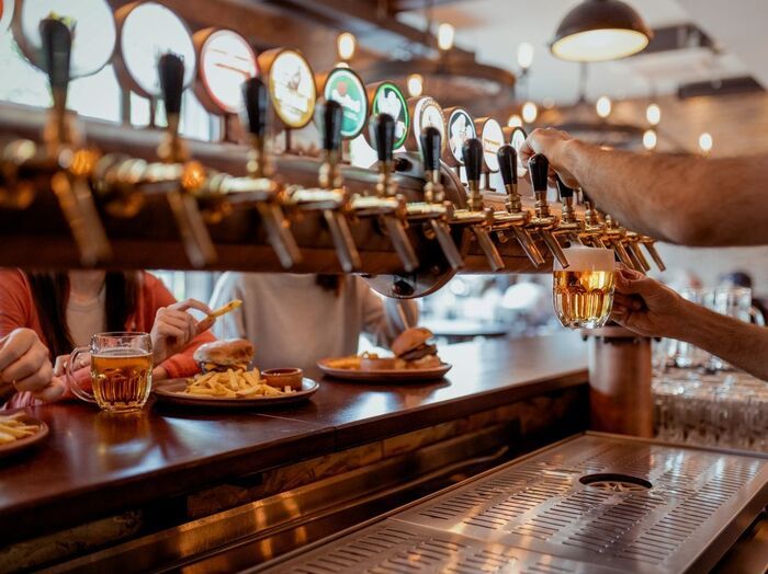 生ビールの「生」って？今さら聞けない〈生ビールの秘密〉とおいしい誘惑