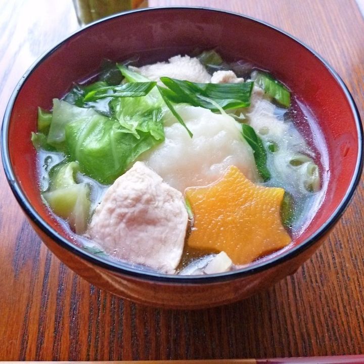 キャベツたっぷり水炊き風雑煮