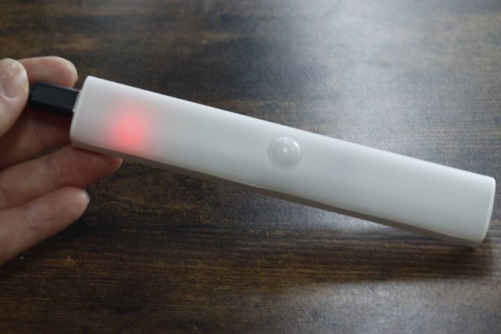 人感・明暗センサーLEDバーライト（Type-C・白色） 充電