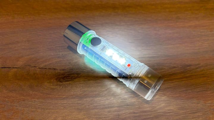 100均の懐中電灯を5商品買ってみた！【ダイソー・キャン★ドゥ・セリア】明るさや使いやすさをレビュー