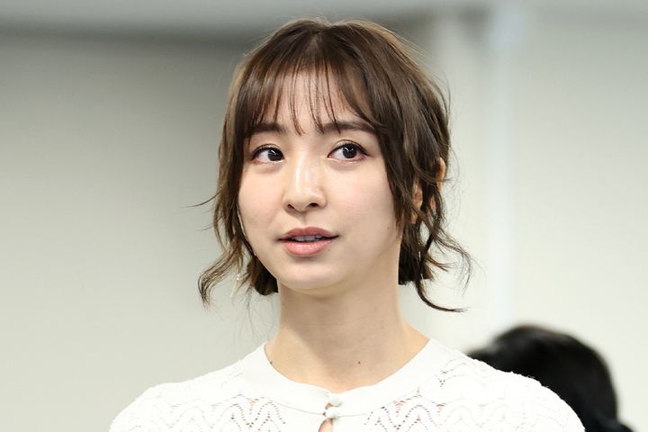 篠田麻里子さん（2023年12月4日、時事）