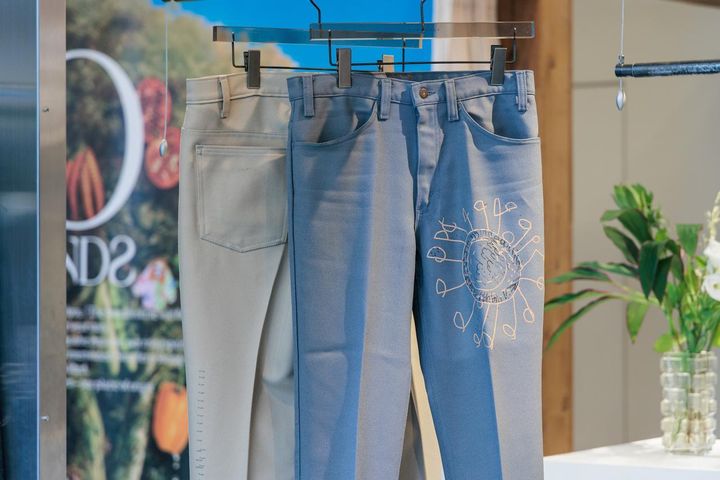 画像: パンツ￥25,300（CITYSHOP）