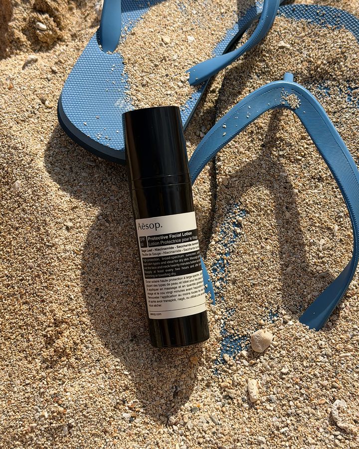 プロテクティブ フェイシャル ローション SPF50￥8,800／イソップの写真