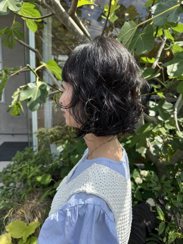 女性の横顔
