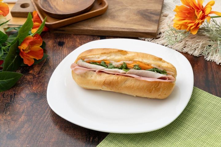 「スイートチリソースのバインミー」のイメージ