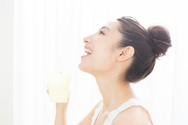 「食事のたびにうがいをする」は口臭予防になる？