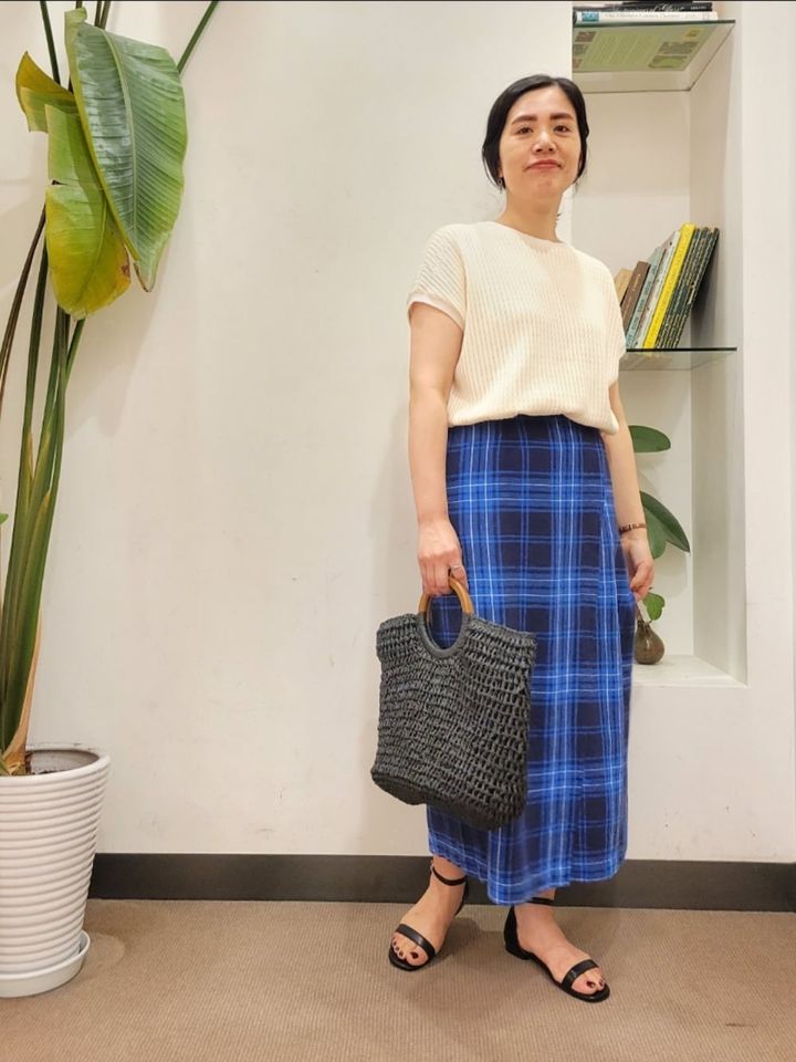 夏らしいチェックスカートで上品＆華やかに