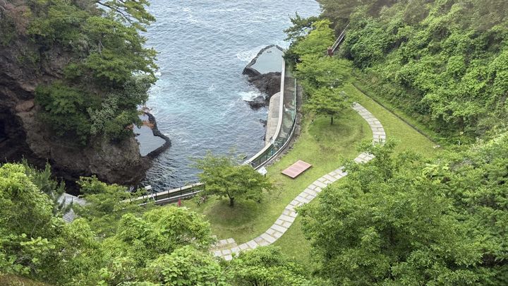 ホテルニューアカオの屋外庭園