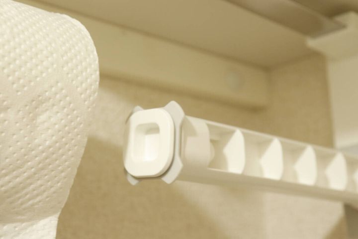 吊り戸棚用キッチンペーパーホルダー 取り付け