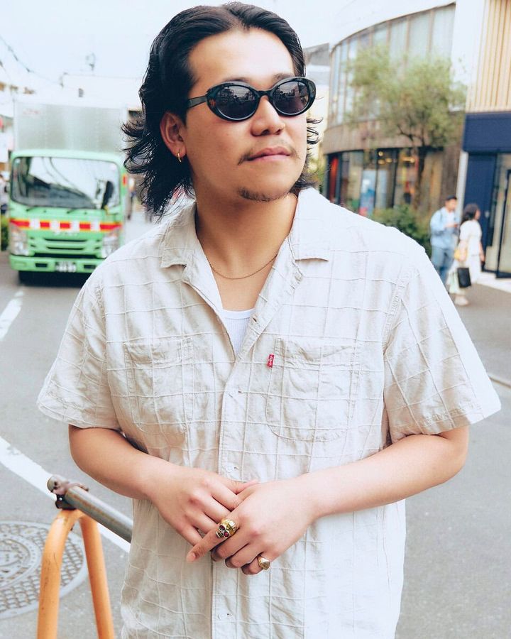 【20代スナップ＠原宿】開襟シャツにデニムにサングラス…これぞシンプル王道夏コーデ