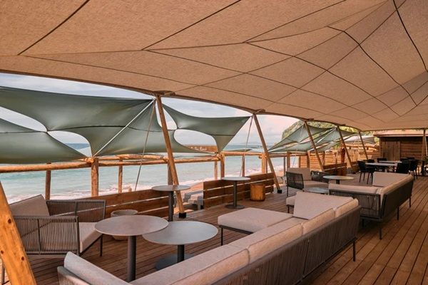 【千葉県鋸南町】「Motona Beach Club」にBBQプラン登場！千葉県産蛤やケイジャンチキンを味わおう