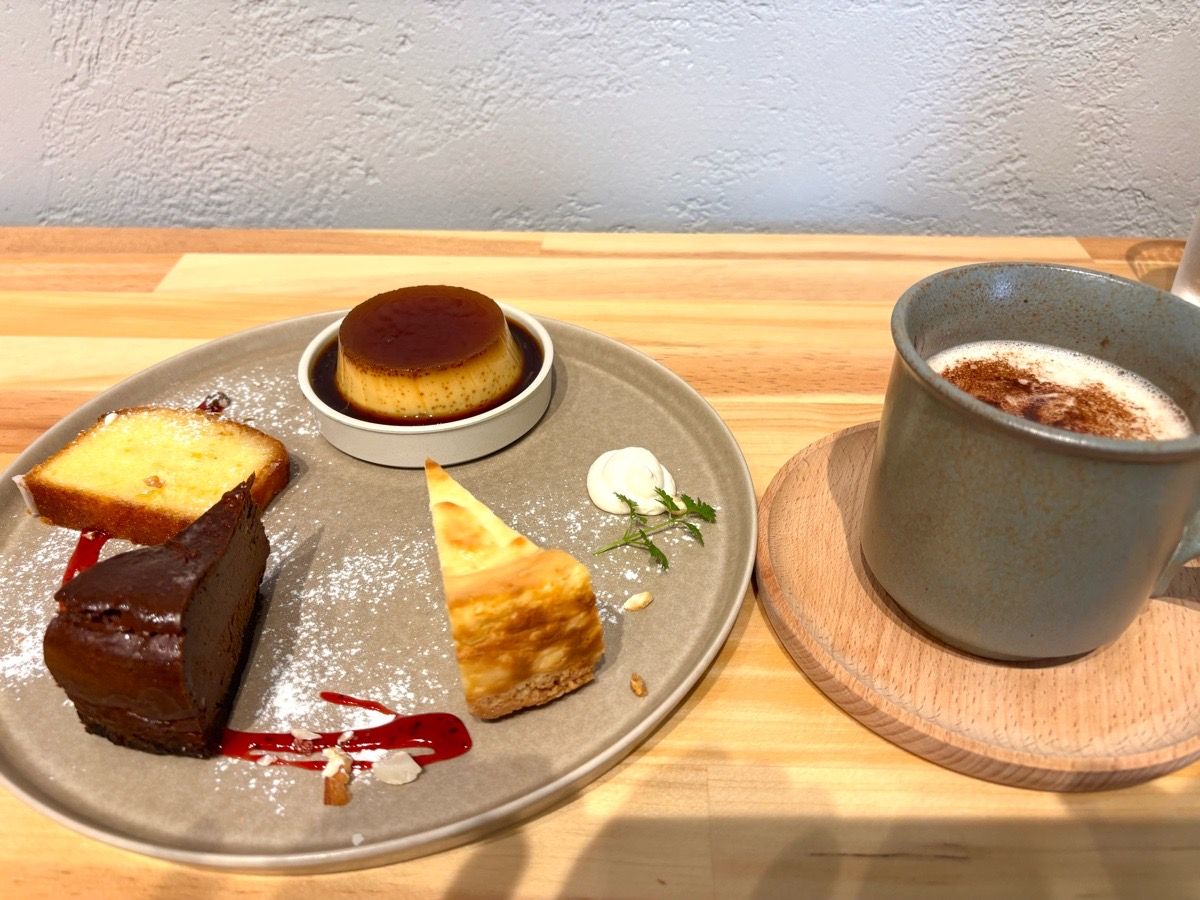 【元町】アパレルからカフェへ転身！トアウエストでふと行きたくなるカフェ「Ria Ria Cafe（リアリアカフェ）」 | TRILL【トリル】