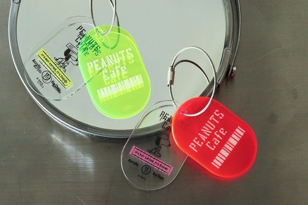 「アクリル キーチャーム スヌーピー」(各1595円)