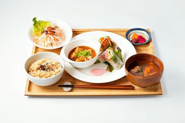 【山梨県北杜市】大人の食育の場！アルソアがオーガニック社員食堂「ザ・ガーデン」を一般開放
