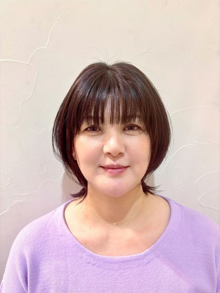 【スタイル4】湿気を味方につける技ありレイヤー！「ひし形×外ハネ」で小顔見え
