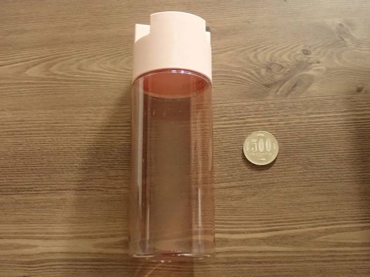 DAISO(ダイソー)：スマホが立てられるペンケース