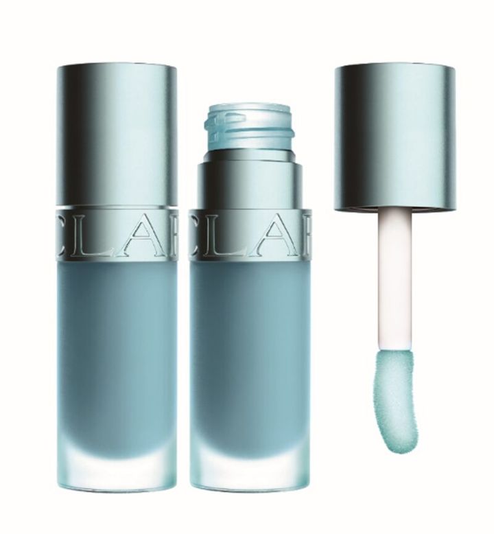 リップコンフォートオイル 00 クライオミント 7mL 4070円（ともにクラランス）※6月5日限定発売