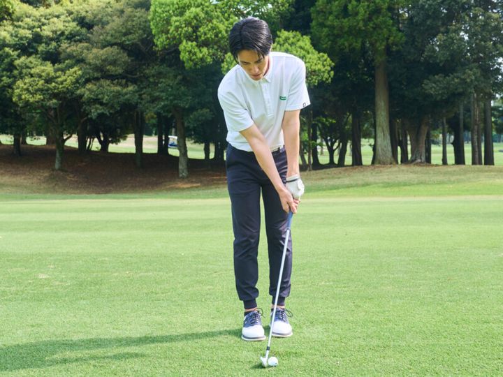 アイアンの方向性アップのコツは？「右手１本」で構えるだけ！