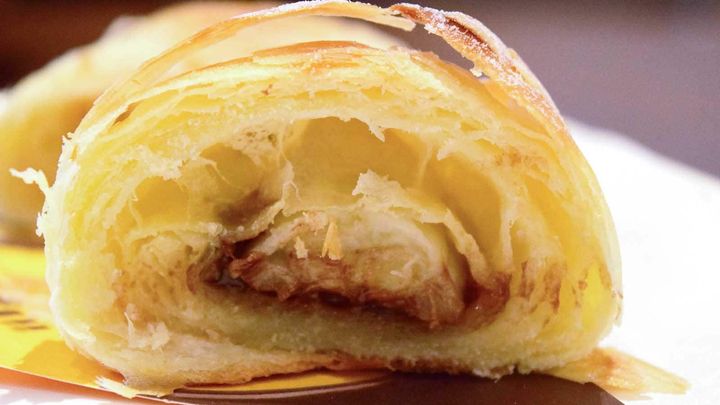サクサクと心地よい食感のクロワッサン生地が印象的