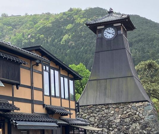 【兵庫県新温泉町】湯村温泉「湧泉の宿ゆあむ」に特選グルメプラン登場！白イカ・アワビ・但馬牛など堪能