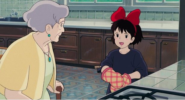 孫娘の誕生日のため、パイを焼きたい老婦人の依頼を受けることに [c] 1989 Eiko Kadono/Hayao Miyazaki/Studio Ghibli, N