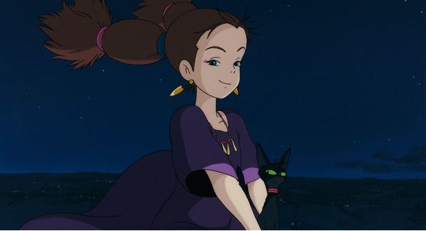 旅の道中で出会った、澄まし顔が印象的な先輩魔女 [c] 1989 Eiko Kadono/Hayao Miyazaki/Studio Ghibli, N