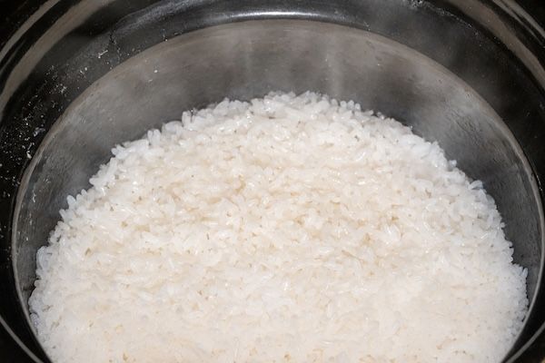 【東京都中央区】厳選食材を妥協なき“衣”で堪能。天ぷらを軸とした日本料理店「汽素火」の新・食体験