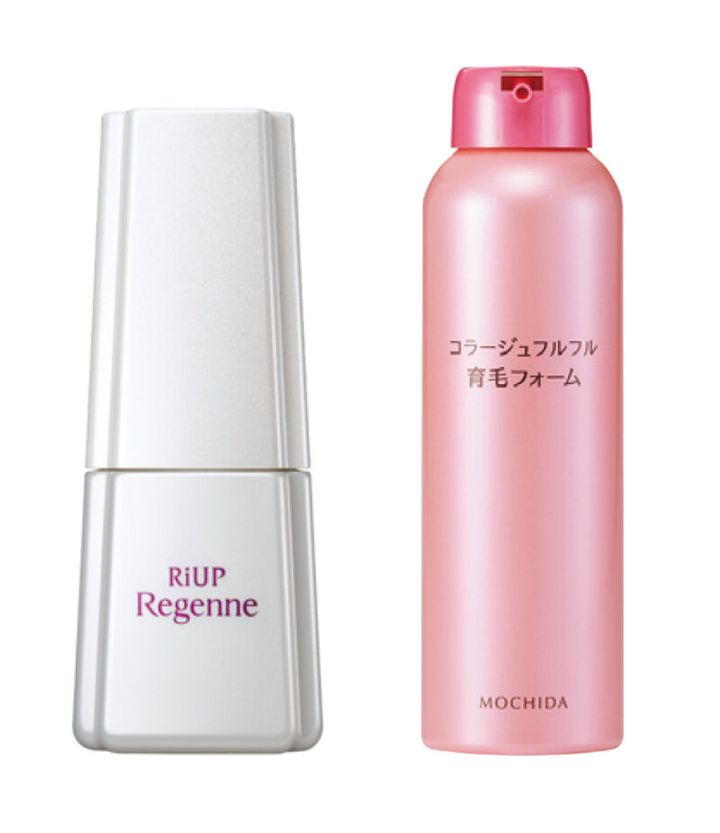 （右）液だれしにくく、最も気になる分け目や生え際などに使いやすいフォームタイプ。コラージュフルフル育毛フォーム 150g ¥1,980（編集部調べ）／持田ヘルスケア （左）日本で唯一、発毛効果が認められている成分ミノキシジルを配合した、女性専用の発毛剤。リアップリジェンヌ［第1類医薬品］ 60mL ¥5,763／大正製薬