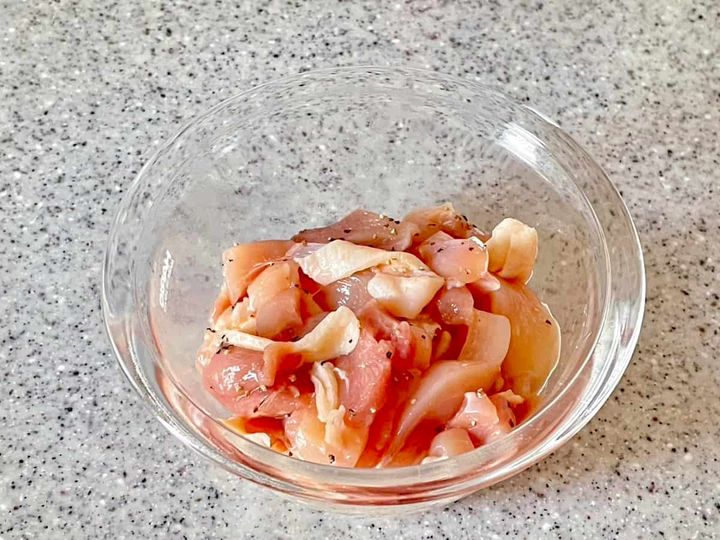 枝豆と鶏肉のトマト煮パスタ