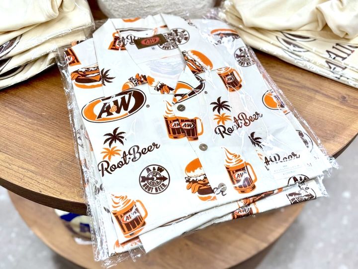 プラザハウス店限定「A＆Wオリジナルアロハシャツ」パッケージ