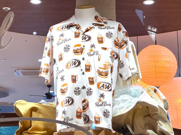 プラザハウス店限定「A＆Wオリジナルアロハシャツ」
