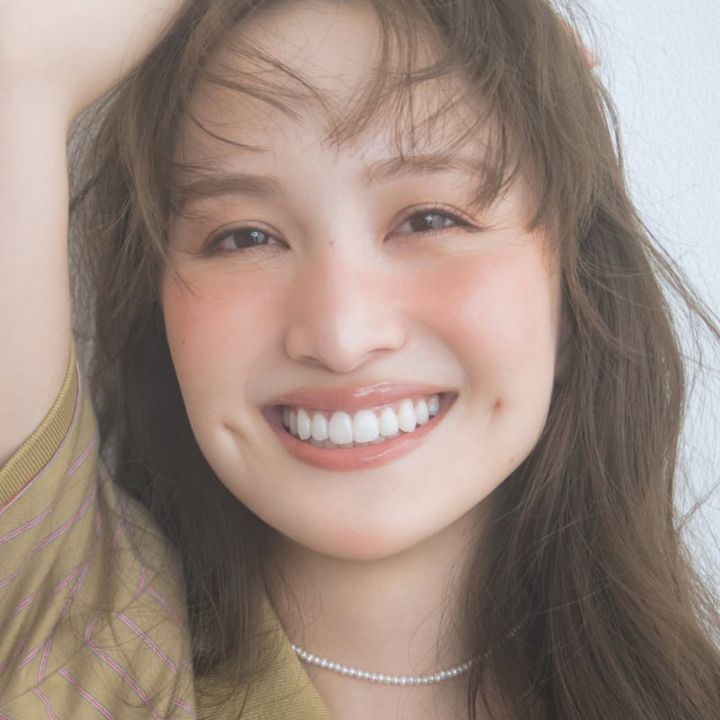 百田夏菜子さんが実践！ トレンドトップスから考える夏メイク♡